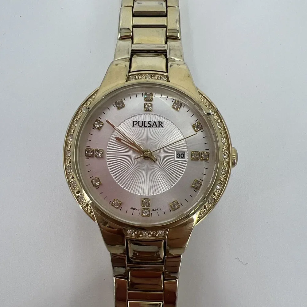 Pulsar Women's Gold Stainless Steel Silver‎ Dial Watch PJ2014